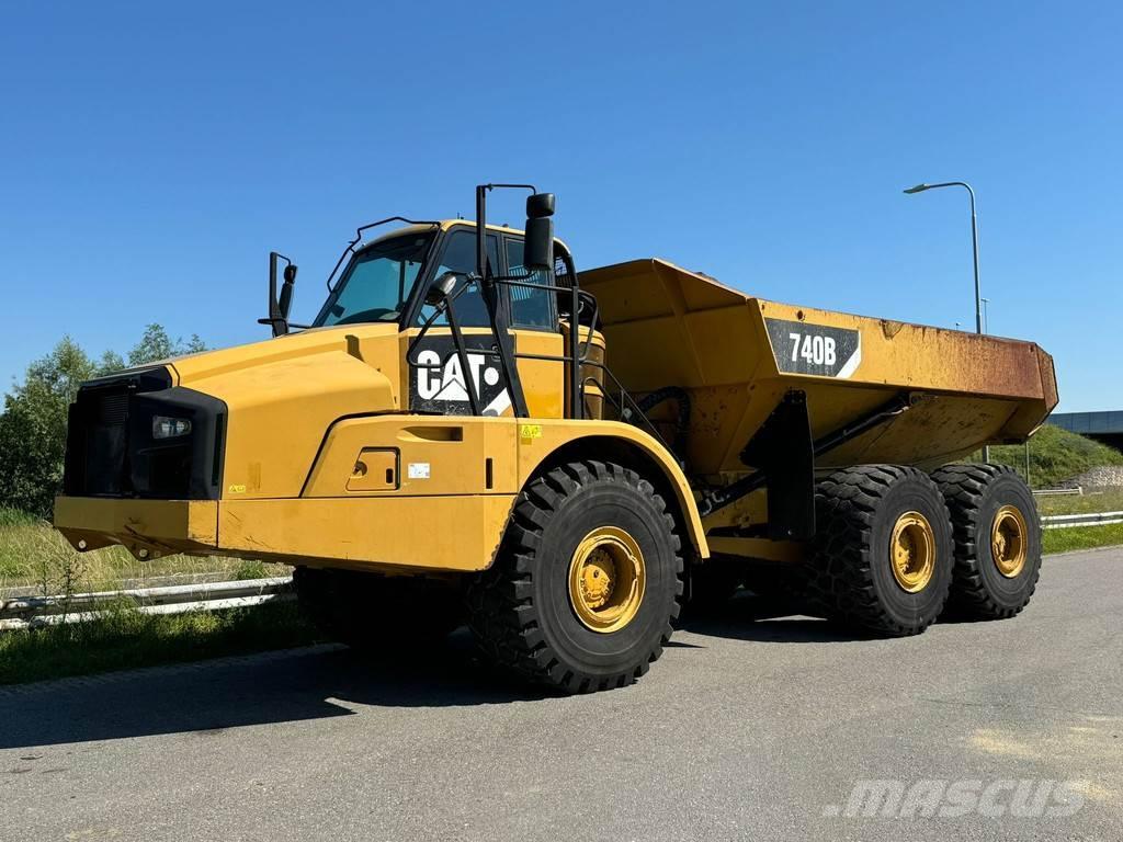 CAT 740B Midjestyrd dumper