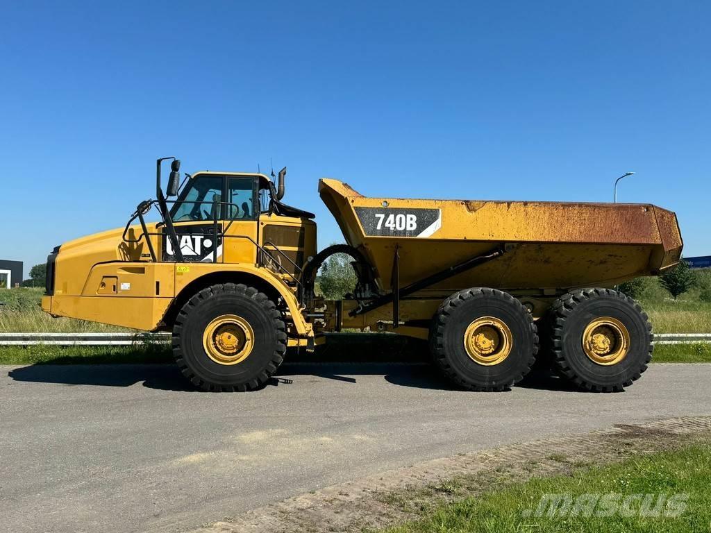 CAT 740B Midjestyrd dumper