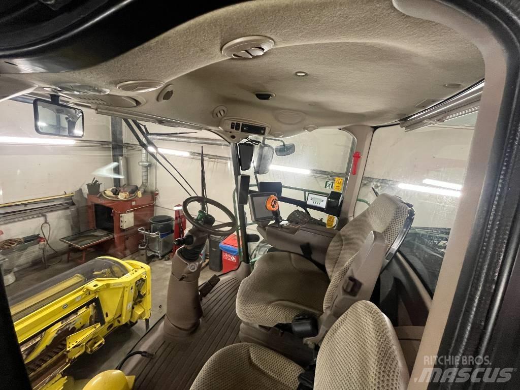 John Deere 8300i Självgående fälthackar