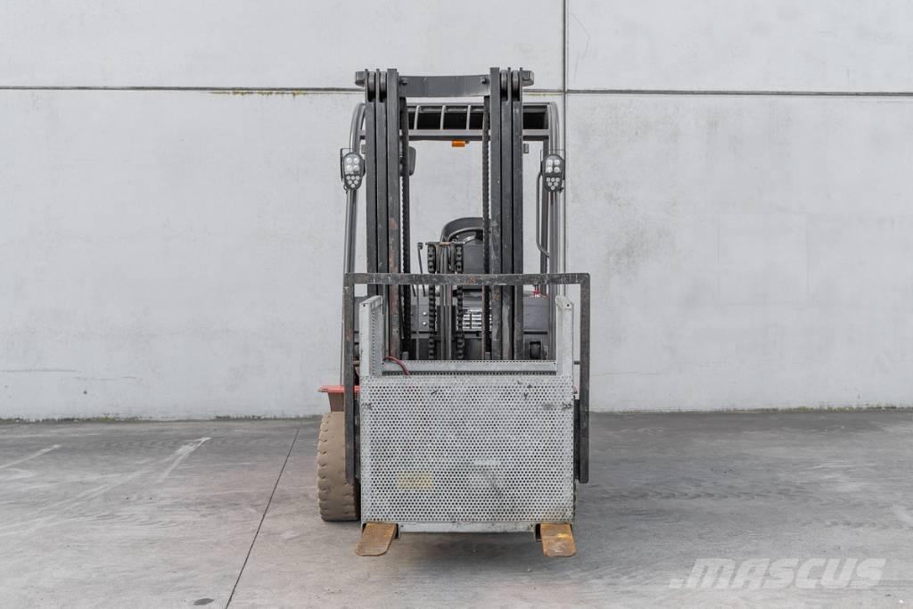 Manitou ME 425 Elmotviktstruckar