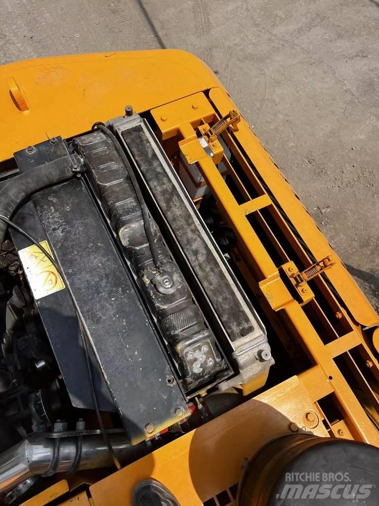 Hyundai 210W-7 Hjulgrävare