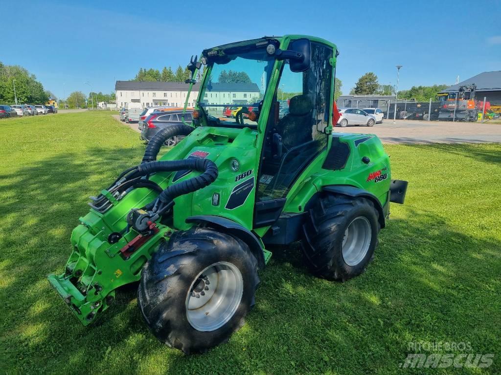 Avant 860i Stage V Kompaktlastare