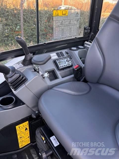 Bobcat E 35z Minigrävare < 7t
