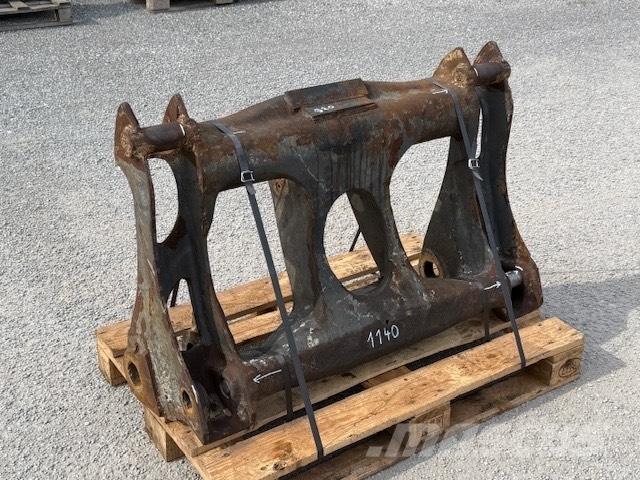 Volvo L 120 F Redskapsfäste/ adaptrar