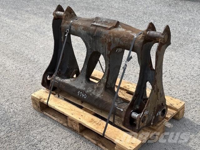 Volvo L 120 F Redskapsfäste/ adaptrar