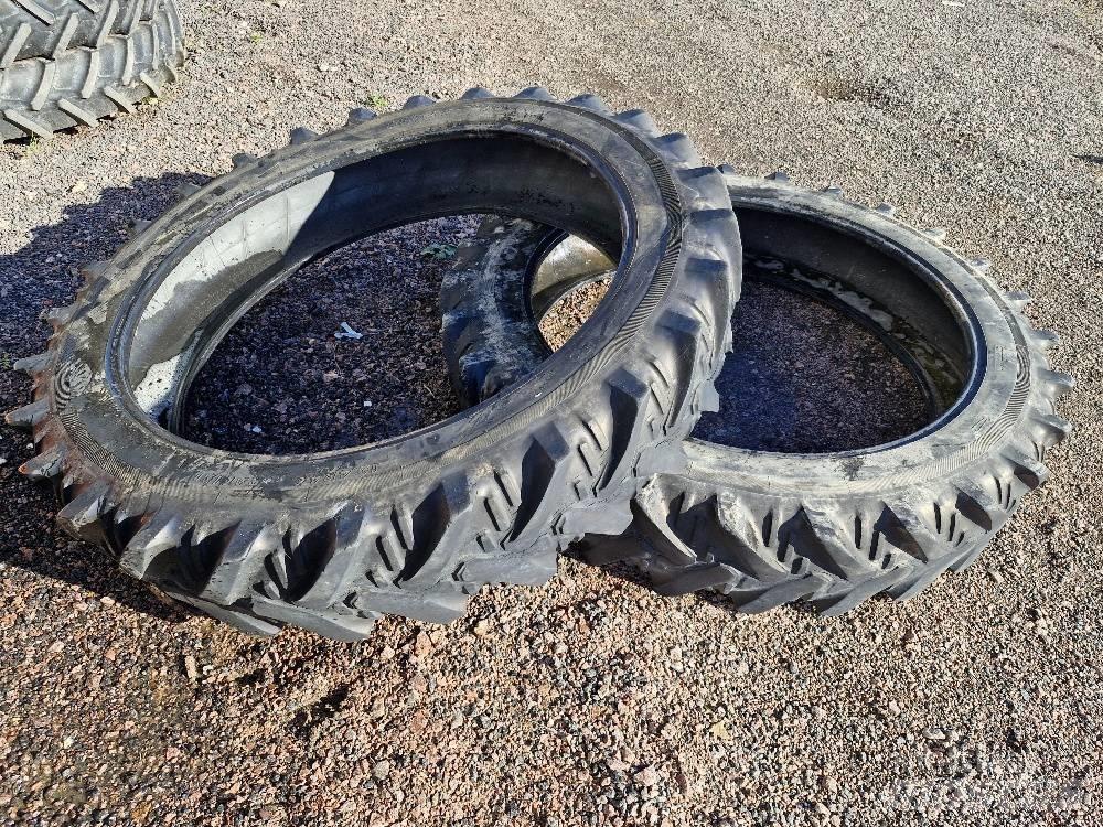 Kleber 12,4-R46 Däck, hjul och fälgar