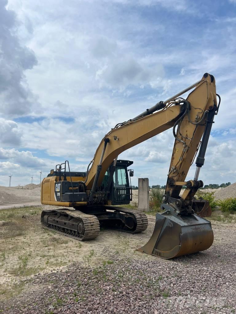 CAT 329 E LN Bandgrävare