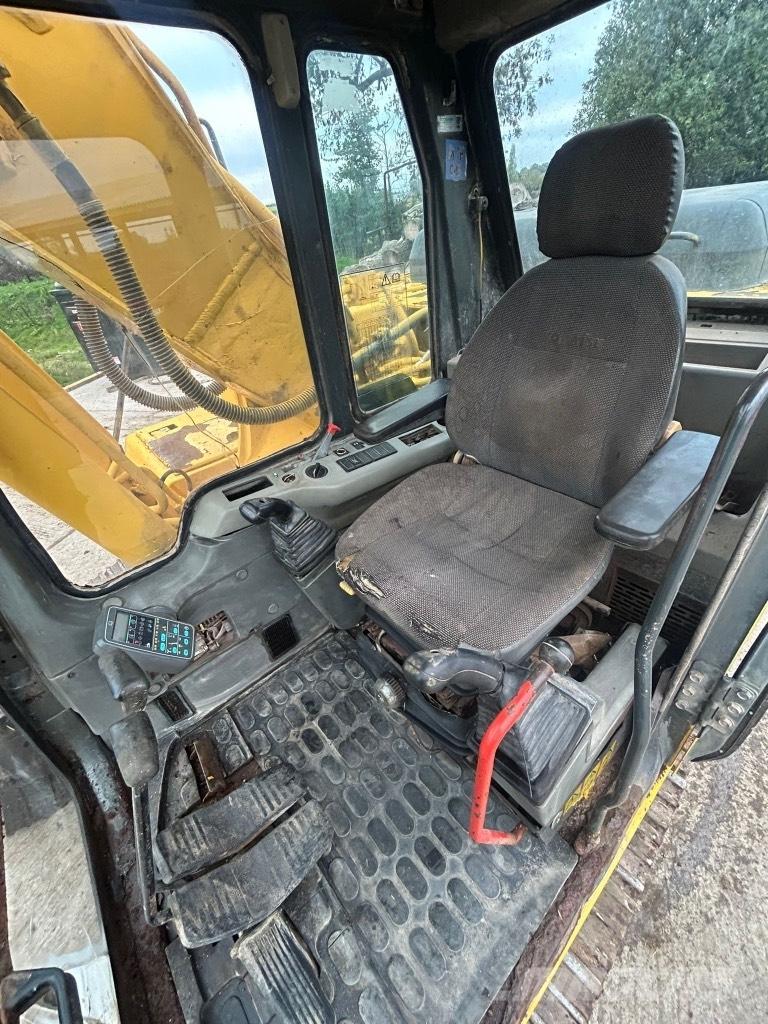 Komatsu PC 210-6K Bandgrävare