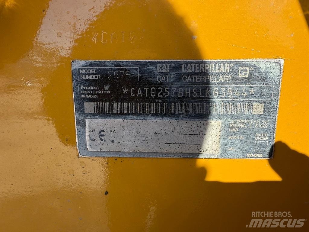 CAT 257 B Bandlastare