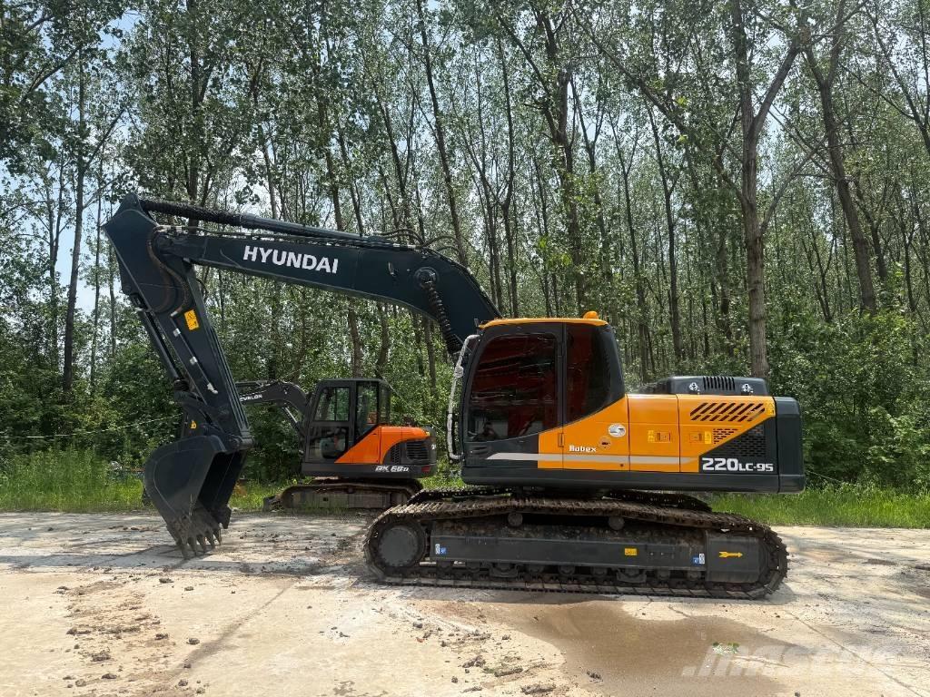 Hyundai R220LC-9S Bandgrävare