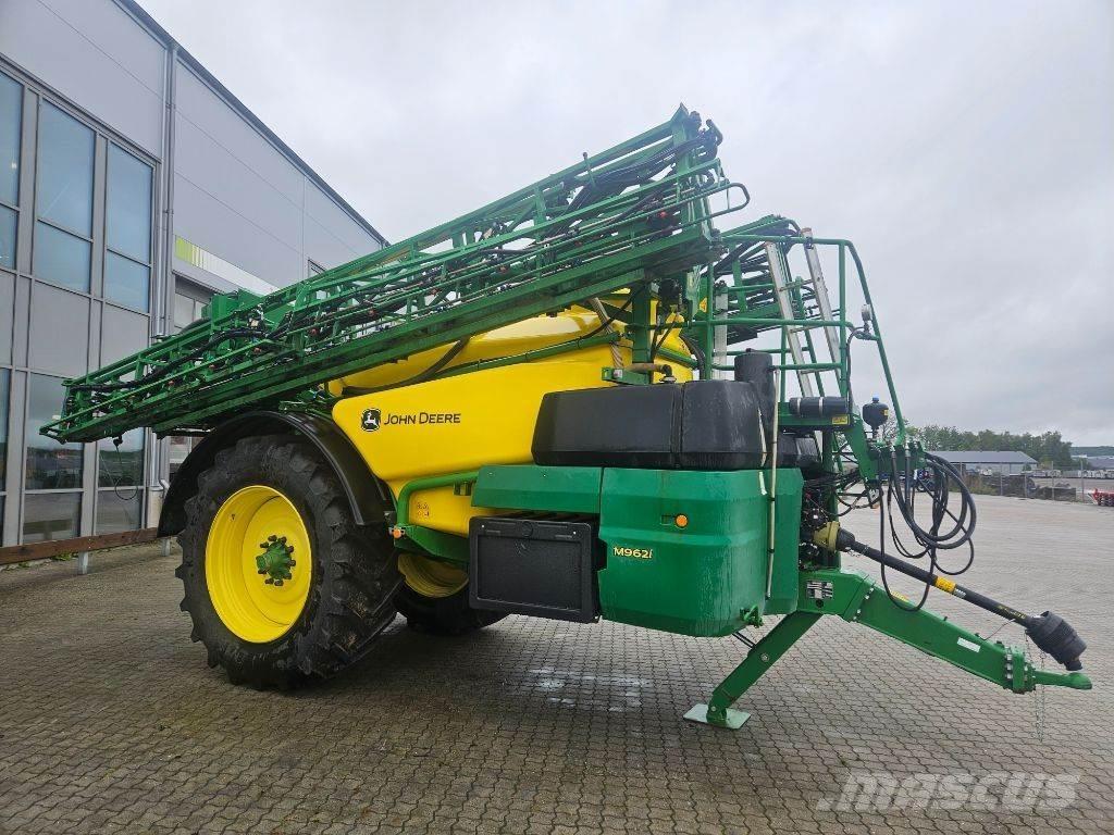 John Deere M692i Dragna sprutor