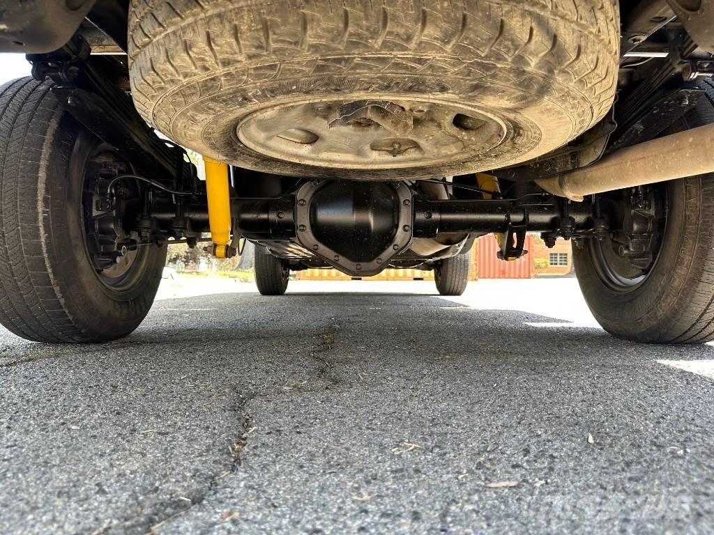 Chevrolet 2500 HD Flakbilar/Pickuper