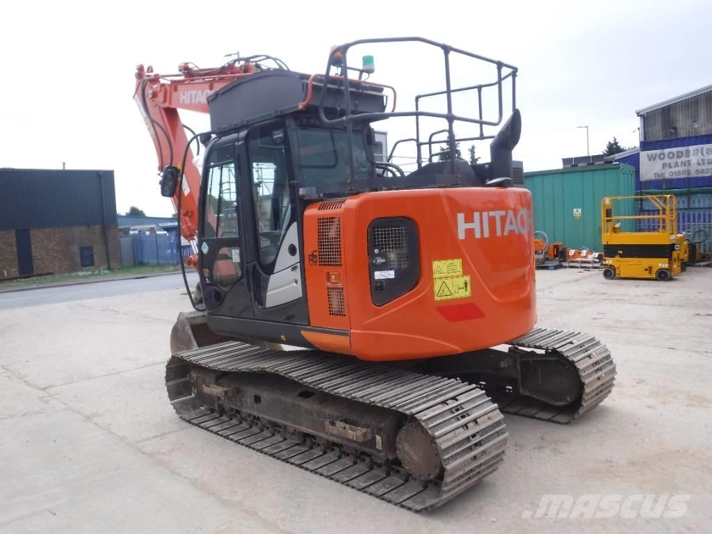 Hitachi ZX 135 US-6 Bandgrävare