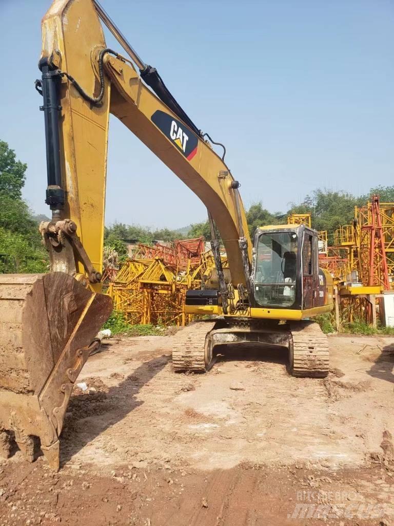 CAT 320 D Bandgrävare