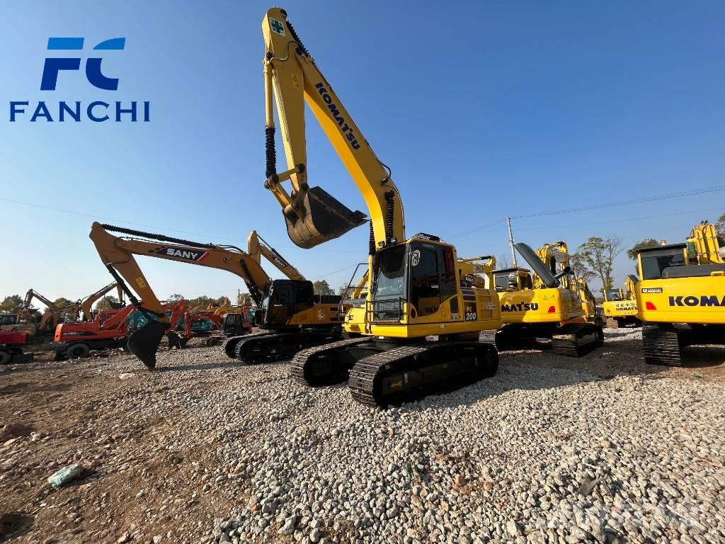 Komatsu PC 200-8 Bandgrävare