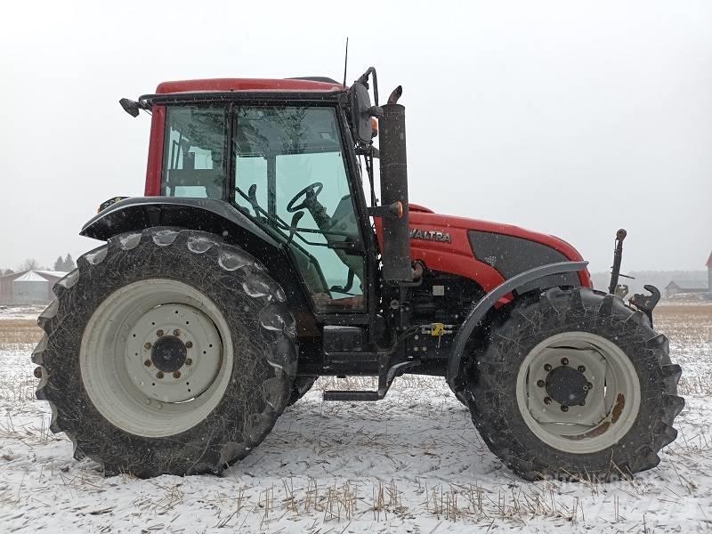 Valtra A 93 HITECH Traktorer