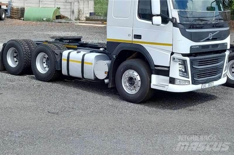 Volvo FMX 440 Övriga bilar