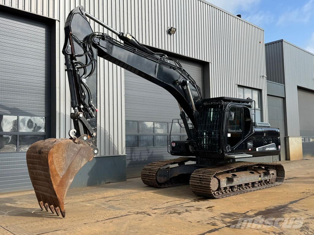 Doosan DX225LC-5 Bandgrävare