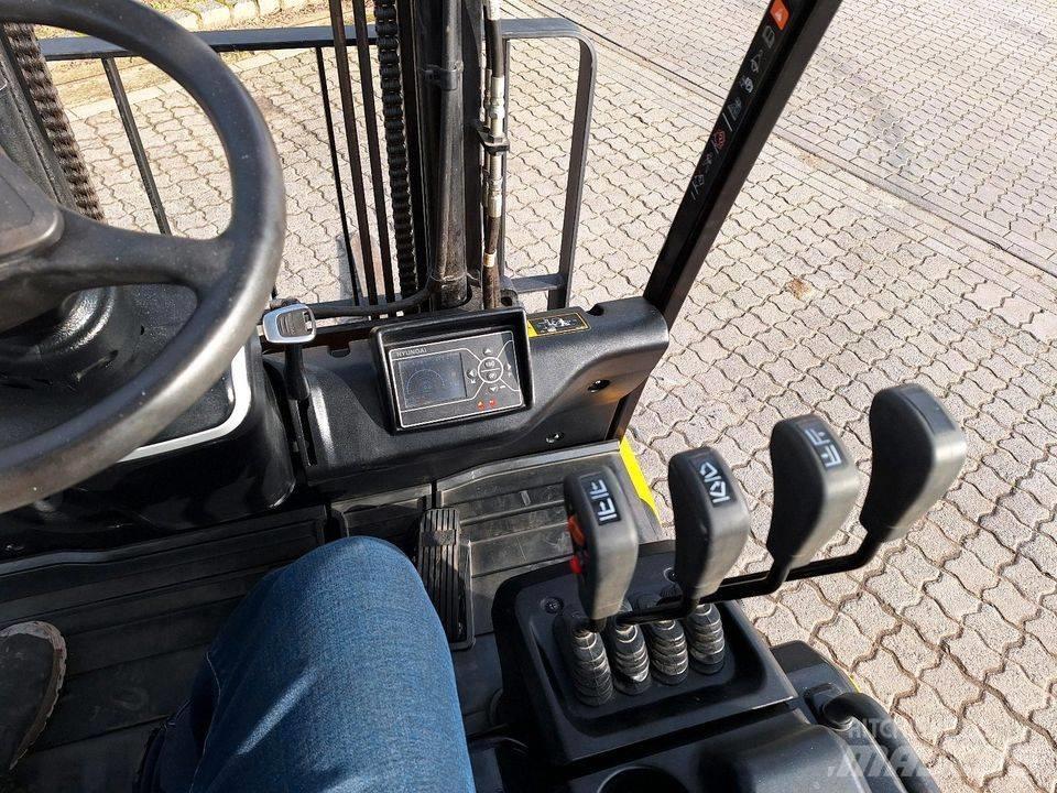 Hyundai 25 BH-9 Entreprenad - Övrigt