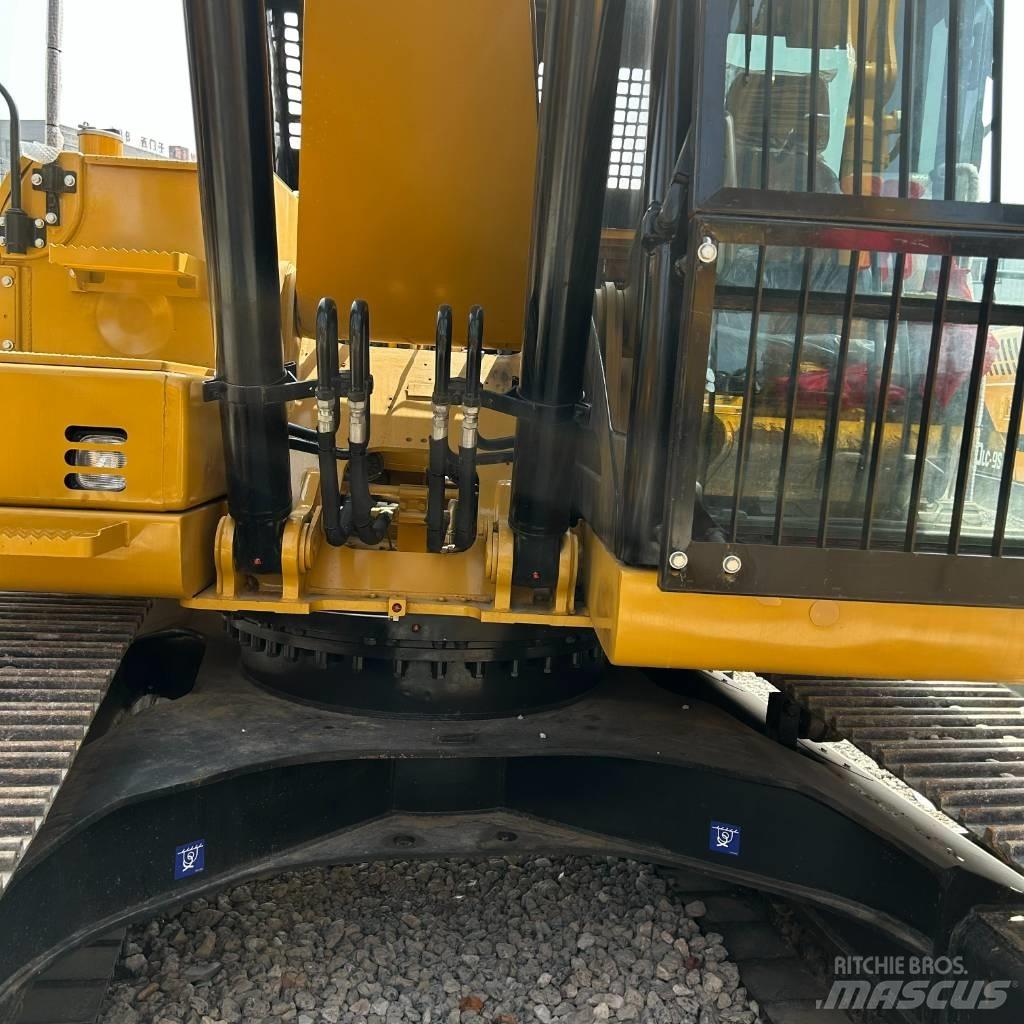 CAT 320 D Bandgrävare