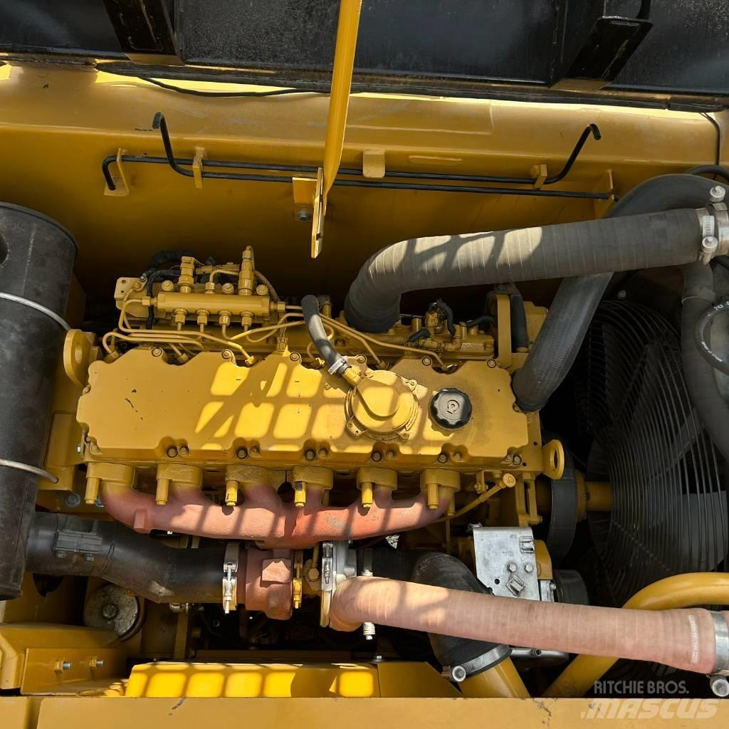 CAT 320 D Bandgrävare