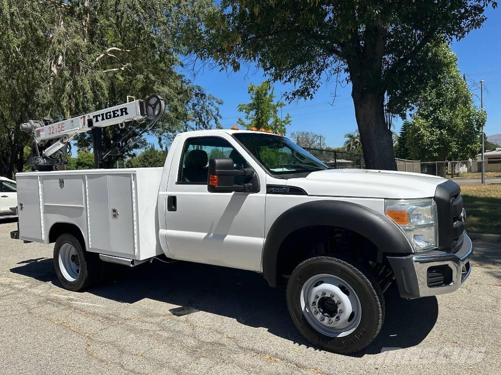 Ford F 550 SD Plogbilar