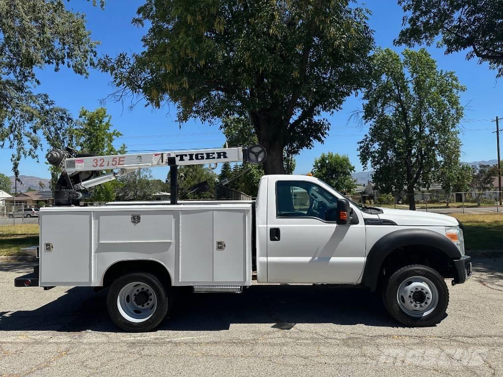 Ford F 550 SD Plogbilar