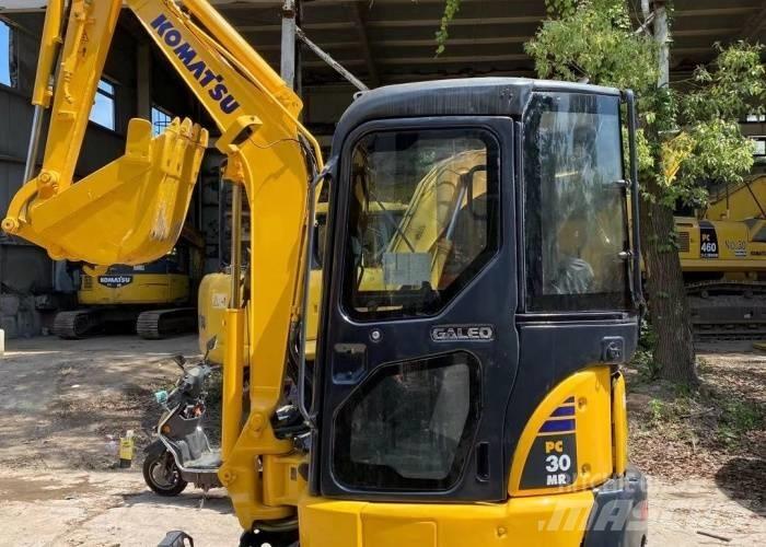 Komatsu PC30 Bandgrävare