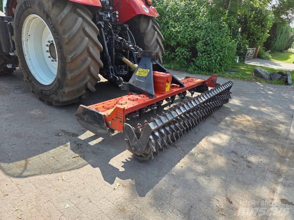 Compact mod. 3000 Såbäddsharvar och rototillers