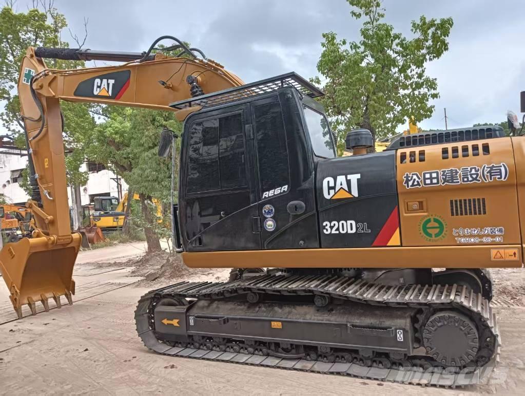 CAT 320 D L Bandgrävare