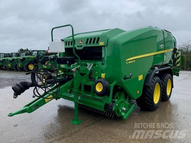 John Deere C441 R Rundbalspressar