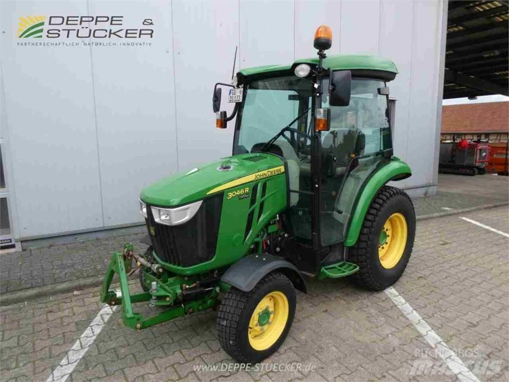 John Deere 3046R Kompakttraktorer