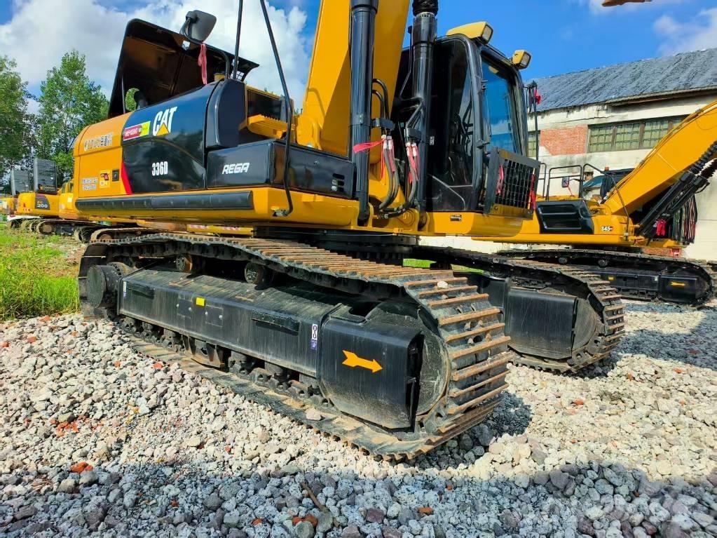 CAT 336 D Bandgrävare