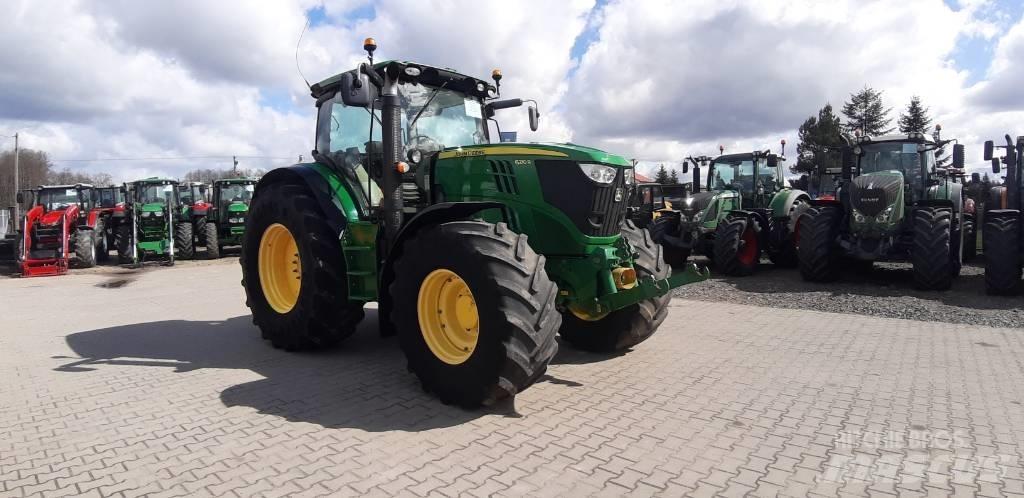 John Deere 6210 R Traktorer