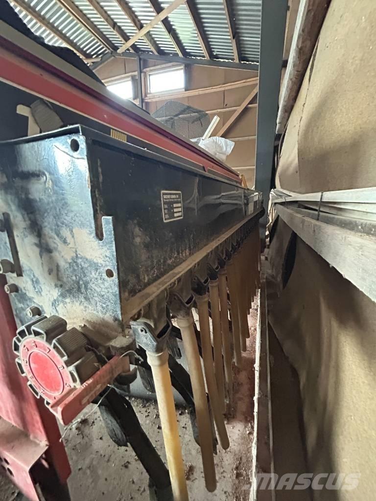Tume HKL2500 Kombisåmaskiner