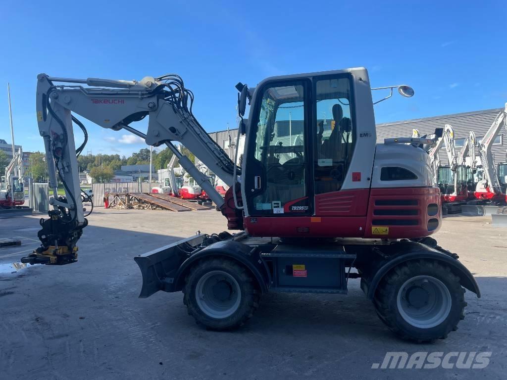 Takeuchi TB 295W Hjulgrävare