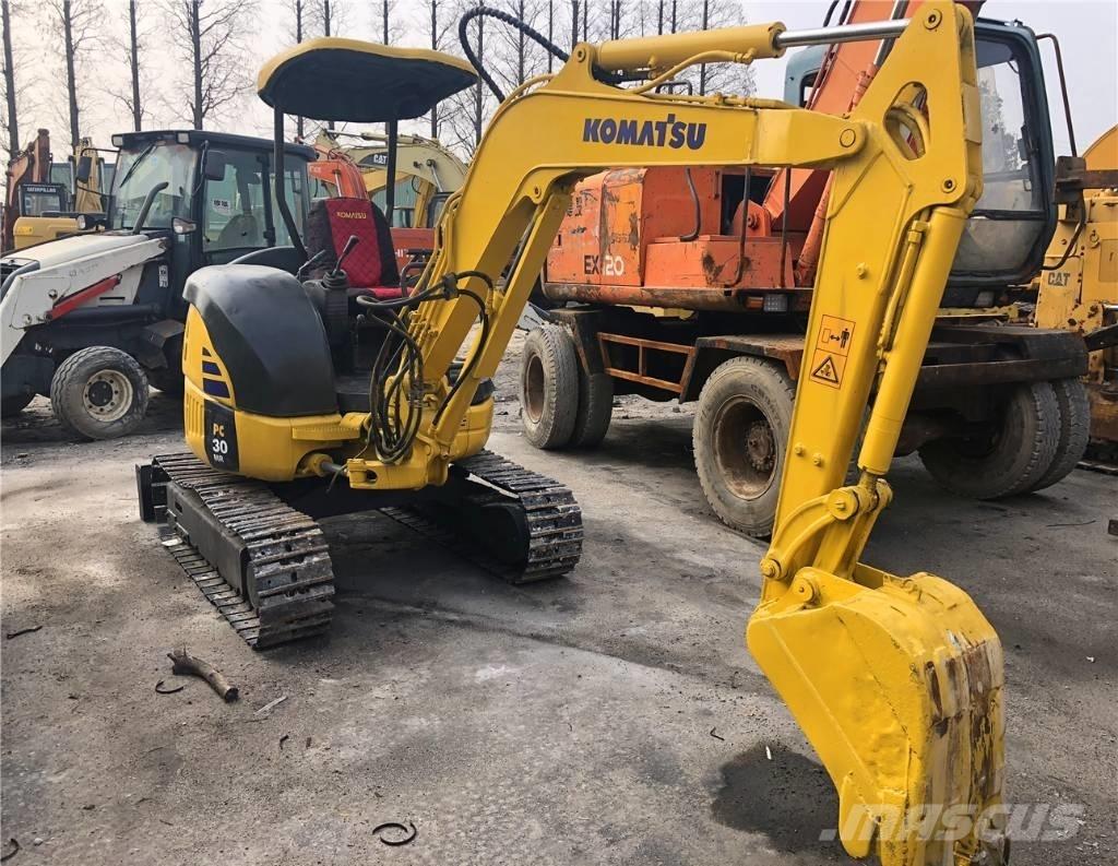 Komatsu PC30 Minigrävare < 7t