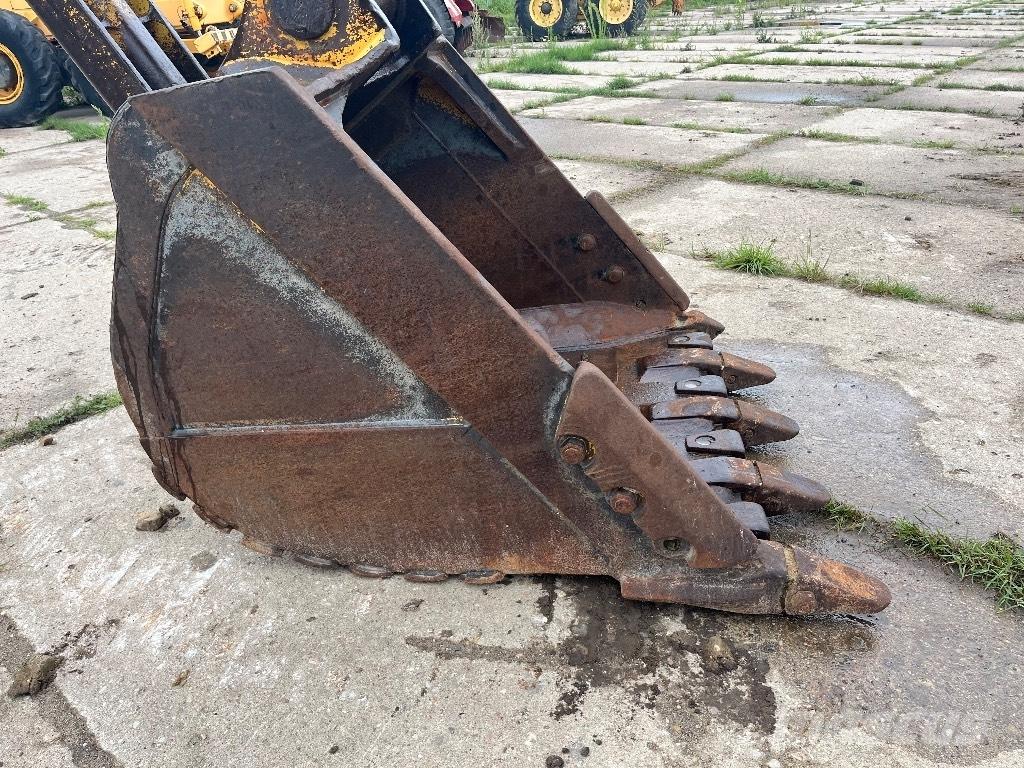 Komatsu PC 300-8 Bandgrävare