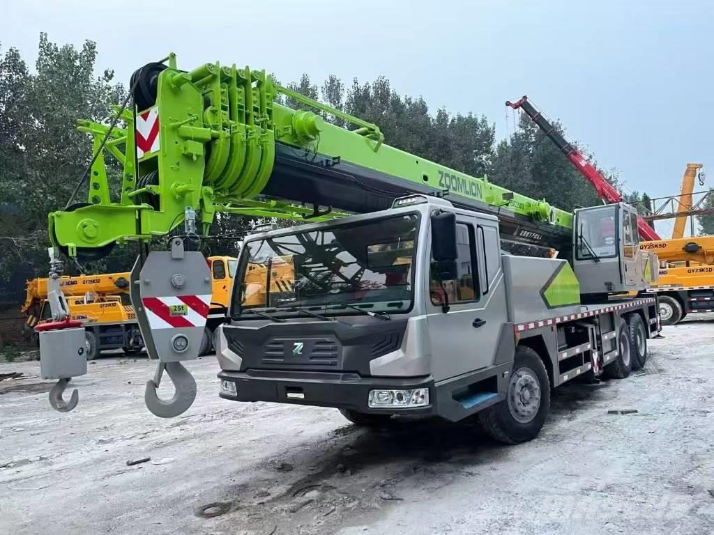 Zoomlion ZTC 250 A Allterrängkranar