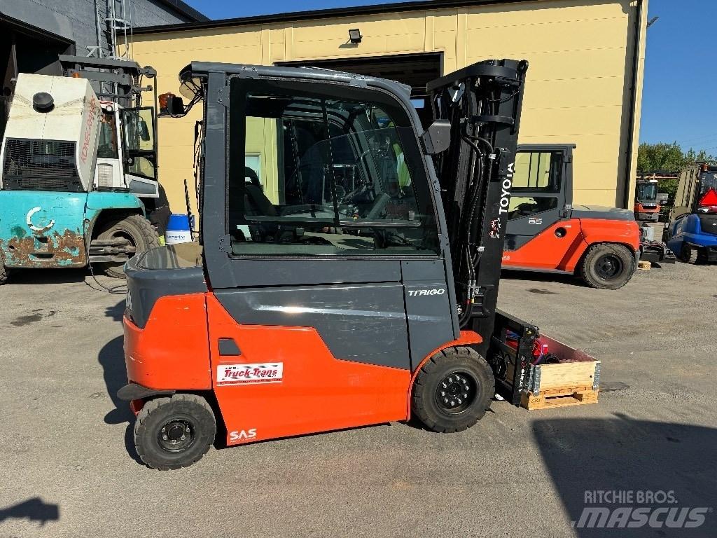 Toyota 9FBM30T Elmotviktstruckar
