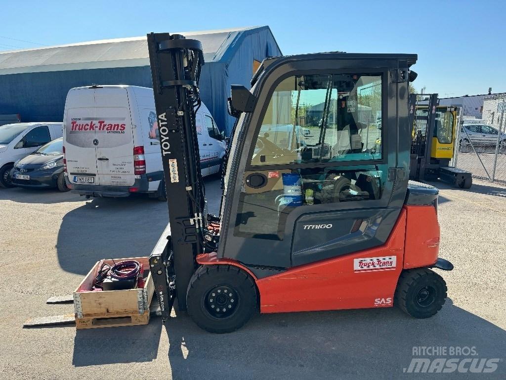 Toyota 9FBM30T Elmotviktstruckar