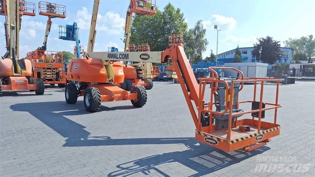 JLG 460SJ Teleskop bomliftar