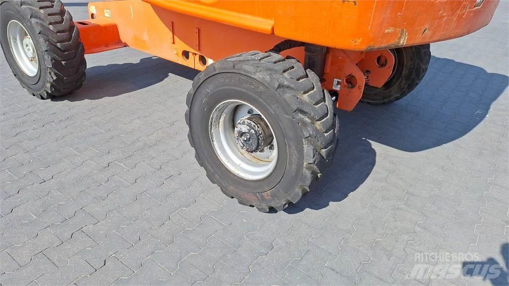 JLG 460SJ Teleskop bomliftar