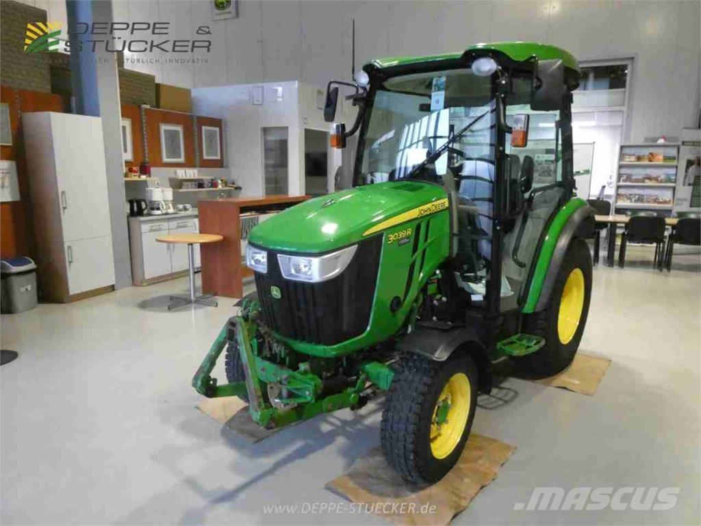 John Deere 3039R Kompakttraktorer
