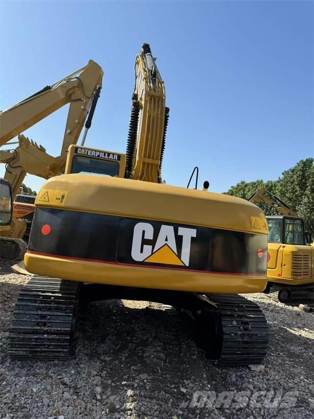 CAT 320 C L Bandgrävare