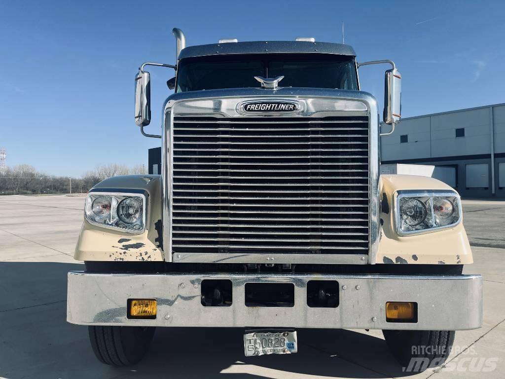 Freightliner 122 SD Dragbilar