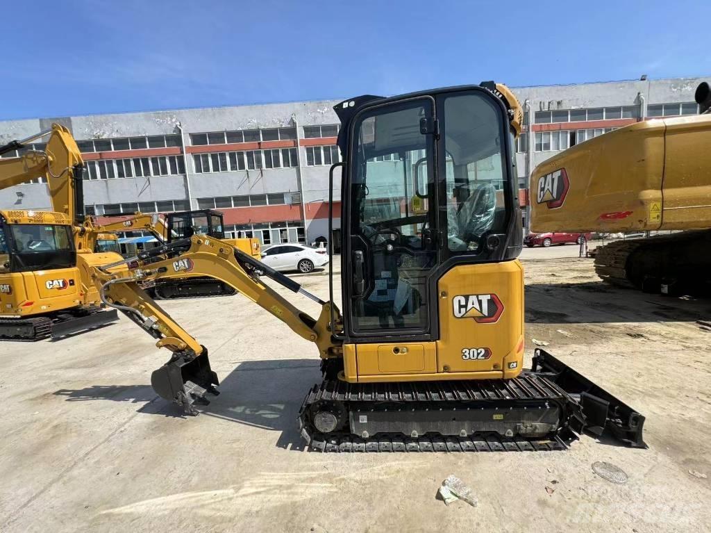 CAT 302 Minigrävare < 7t