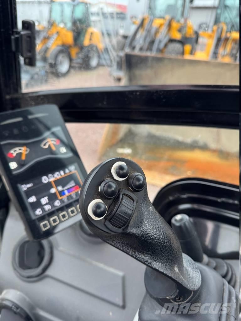 CAT 301.8 Minigrävare < 7t