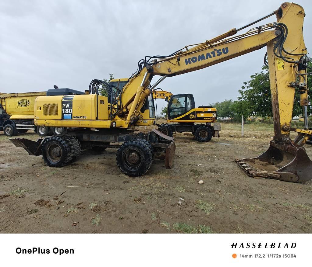 Komatsu PW 180 Hytter och interiör