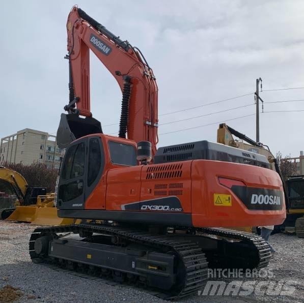 Doosan DX 300 LC-9C Bandgrävare